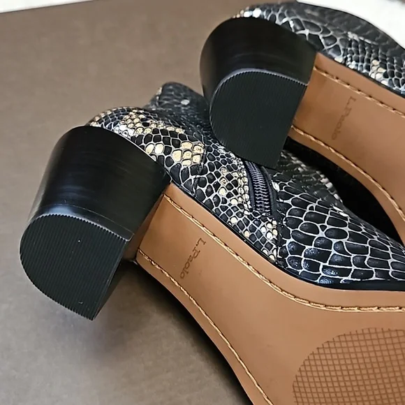 *SOLD* Paolo Westly Black Platinum Snake Print Leather Booties, size 6, NEW, NWB - Picture 9 of 16